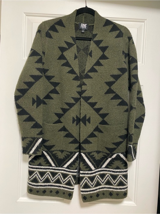 Frye Sweaters - Stylish FRYE Olive & Black Aztec Open-Front Cardigan with Patterned Hem